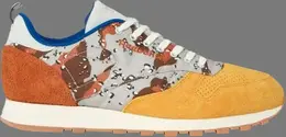 Кроссовки bodega x classic leather r12 Reebok, желтый v53609 | yellow