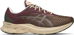 Кроссовки novablast 'brown burgundy' Asics, коричневый 1021a467 200 | brown