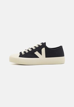 Низкие кроссовки Wata Ii Veja, цвет black/pierre vj211a04x-q12 | black/pierre