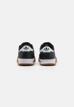 Кроссовки MUNDIAL UNISEX Adidas, черный ad115o1tf-q11 | core black/footwear white