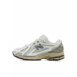 Кроссовки New Balance 1906R, полнота B, размер 38,5 EU (24 cm), бежевый/белый 4357404777