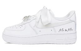 Кастомизированные кроссовки Nike Air Force 1 Skateboarding Shoes Women, белый dd8959-100(team74-天使之翼婚鞋) | silver