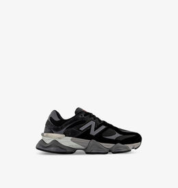 9060 низкие кроссовки из замши и сетки New Balance, черный r04053677 | black