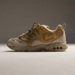 Кроссовки air terra humara sp Nike, золотой fq9084 201 | sesame / saturn gold / sanddrift