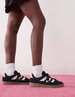 Черные кроссовки Handball Spezial St Adidas 140626238 | core black / cloud white / gum