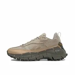 Кроссовки Reebok Zig Kinetica 2.5 Edge, полнота 10 (RU)/ на широкую стопу, размер 9US, бежевый 103255616005