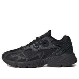 Кроссовки в движении Adidas, черный gw4341 | black