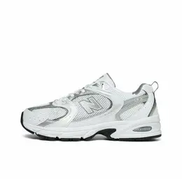 Кроссовки New Balance 530, полнота D, размер 44.5 EU/10.5 US, White with silver metallic and shadow grey 103803877420
