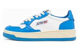 Кроссовки Autry Medalist Low-top Leather Sneakers, голубой aulw-wb26 | light blue