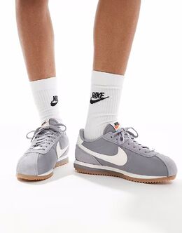 Замшевые кроссовки Nike Cortez TXT серого и белого цветов 139761480 | white