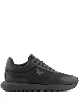Emporio Armani logo-plaque sneakers 30916422