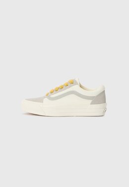 Кроссовки PREMIUM OLD SKOOL UNISEX Vans, серый va215o0f2-c13 | pop lace gray/marshmallow