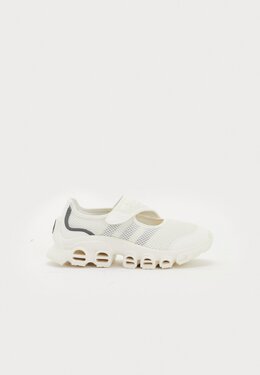 Кроссовки ADIFOM MEGAJANE W Adidas, белый ad111a2tc-a11 | cloud white/iron metallic/grey five