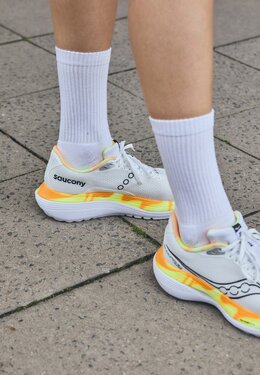 Кроссовки для бега ENDORPHIN TRAINER Saucony, белый s2341a09e-a11 | white/black