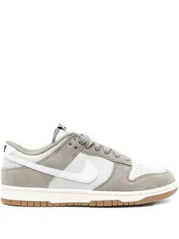 Nike suede panelled sneakers 31045620