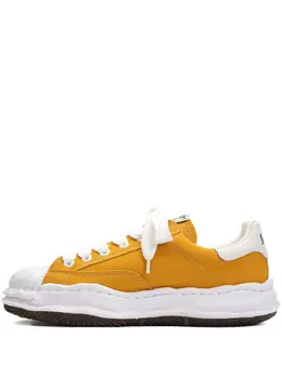 Maison Mihara Yasuhiro Blakey pleated-toe low-top sneakers 31161056