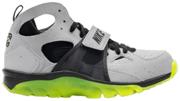 Кроссовки Nike Air Trainer Huarache Premium QS 'NYC', серый 647591 001 | grey
