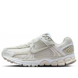 Кроссовки (WMNS) Nike Air Zoom Vomero 5 'Light Bone', белый fj2028-107 | white