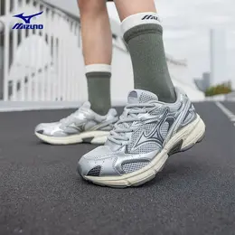 Кроссовки Mizuno, размер 42 EU 4472034318