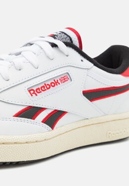 Кроссовки на шнуровке CLUB C REVENGE Reebok Classic, белый re015o0nr-a12 | white/vector red/black