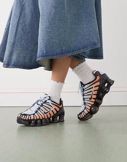 Кроссовки Nike Shox TL оранжевого и черного цветов 139761470 | orange