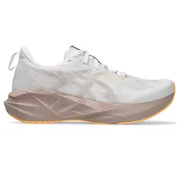 Беговые кроссовки Asics Novablast 5, белый 142231721 | white
