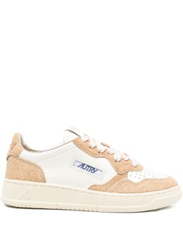 Autry Medialist Low Sneakers aulwta03