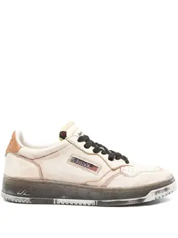 Autry Medalist distressed leather sneakers 31435305