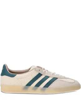 Adidas Gazelle three-stripe textured sneakers 31505012
