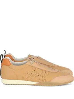Hogan perforated logo-detail sneakers 31668070
