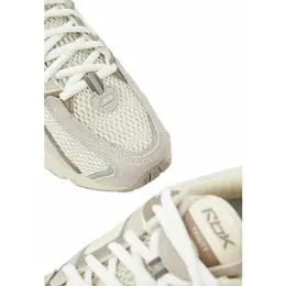 Кроссовки Reebok Premier Trinity, полнота F, размер 11 US, бежевый/серый 103768729045