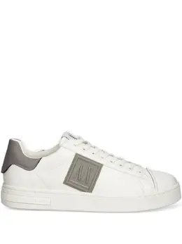 Armani Exchange logo-plaque leather sneakers 30628317