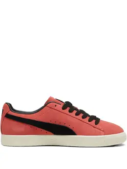 Puma Clyde OG "Salmon/Frosted Ivory/Black" sneakers 28688544