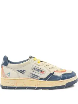 Autry rainbow-detail low-top sneakers 31772060