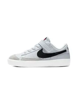 Nike Blazer Low sneakers 26606602