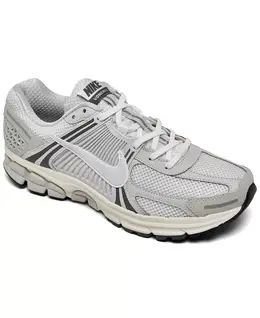 Мужские повседневные кроссовки Zoom Vomero 5 от Finish Line Nike, серый 18790378 | platinum