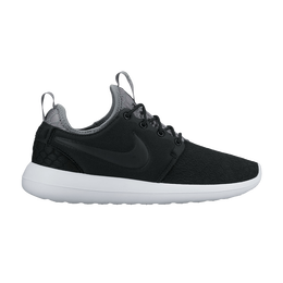 Кроссовки Nike Wmns Roshe Two SE, черный 881188 001 | black/black-cool grey-white