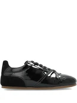 Moschino patent-leather low-top sneakers 31885009