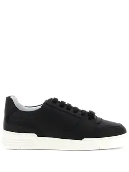 Moschino logo-plaque sneakers 31861079