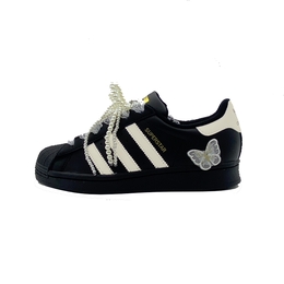 Adidas Низкие противоскользящие кроссовки для скейтбординга SUPERSTAR, унисекс, черные, белые eg4959(team641-珍珠牛奶加蝴蝶) | black white