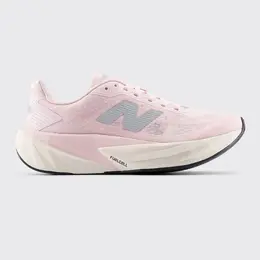 Женские беговые кроссовки FuelCell Rebel v3 New Balance, розовый a56025315 | rosa