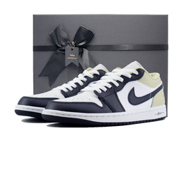 Jordan Баскетбольные кроссовки Air 1 Love Anti Slip с низким верхом, износостойкие, унисекс, белые, черные 553558-153（team1253-love2box） | white black