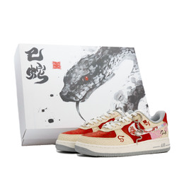 Nike Кроссовки Air Force 1 Crimson Flame Serpent, в комплекте коробка, нескользящие, износостойкие, низкие, для скейтбординга, женские, красные dx2678-100(team919-赤焰灵蛇礼盒版） | crimson flame serpent (snake gift box)