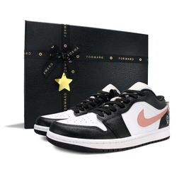 Jordan Баскетбольные кроссовки Air 1 Anti Slip, износостойкие, низкие, винтажные, унисекс, черно-розовые 553558-165(team134-涂鸦笑脸礼盒) | black pink