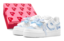 Nike Кроссовки для скейтбординга Air Force 1 Low Top женские, небесно-голубые dh2920-111(teams2-爱心星辰s-box) | sky blue