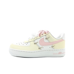 Nike Кроссовки Air Force 1 Milkshake Sakura Pink, износостойкие, низкие, для скейтбординга, женские, белые, желтые fv3654-111(team641-奶昔樱提) | white yellow