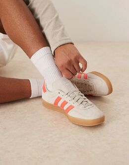 Кроссовки для дома Adidas Gazelle бежевого и красного цветов 148728419 | beige / lucid red / cloud whit