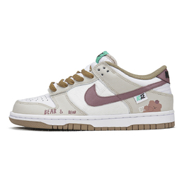 Nike Коллекция Dunk Low Girlish, низкие кроссовки для скейтбординга Smelly Bear GS, цвет «белый кофе» dx6063-131(teamp-臭屁熊) | white coffee color