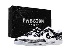 Nike Кроссовки Court Vision 1 Graffiti Bear Box с низким верхом, устойчивые к истиранию, для скейтбординга, унисекс, черно-белые dh2987-101(team1381-涂鸦熊礼盒款) | black white