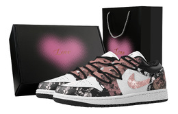 Jordan Баскетбольные кроссовки Air 1 Ink Stamp, Heart Box, износостойкие, винтажные, низкие, женские, черно-розовые dc0774-101(team773-墨刻-爱心礼盒) | black pink